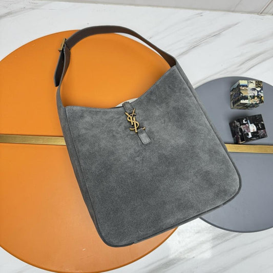 Leather Shoulder Bag Style 651364112