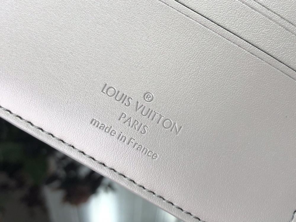 Elegant Wallet Style 1731565049