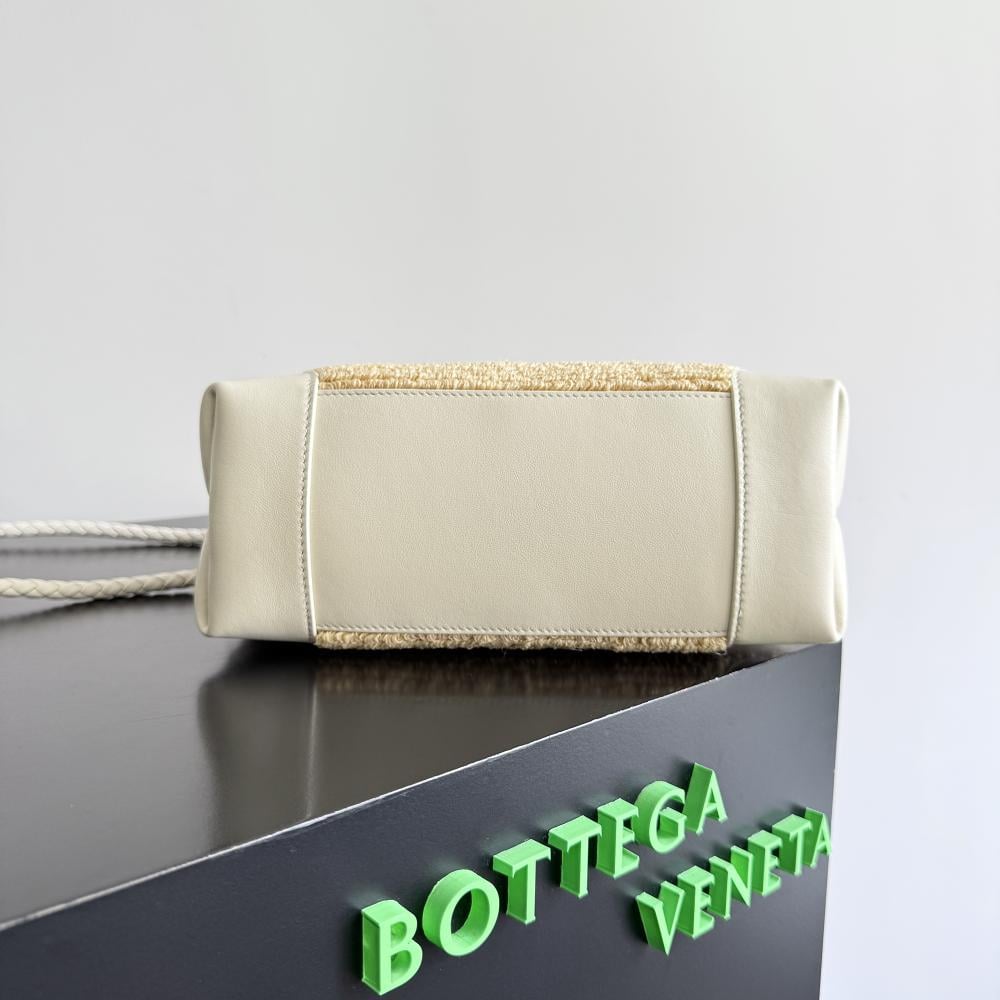 Luxury Leather Top Handle Bag Style 1099679739