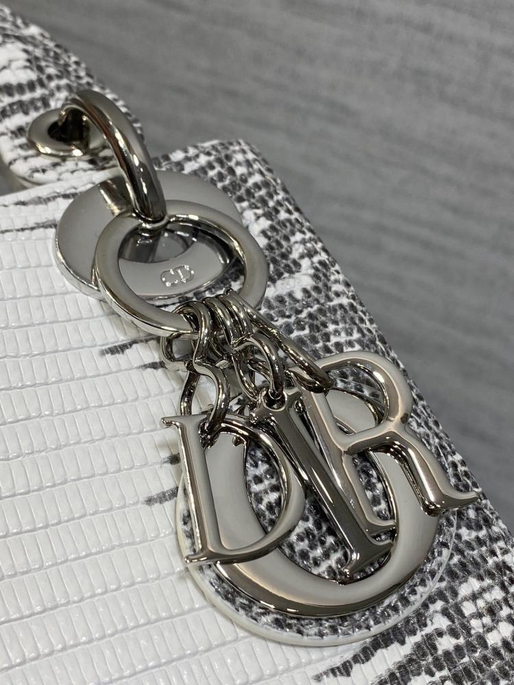 Classic Top Handle Bag Style 1328086070