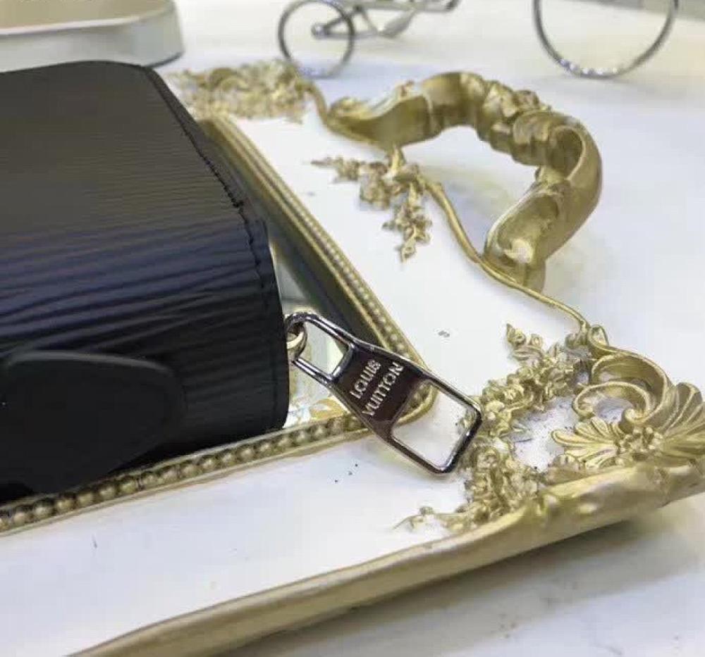 Italian-Inspired Elegant Top Handle Bag 22x12x4cm