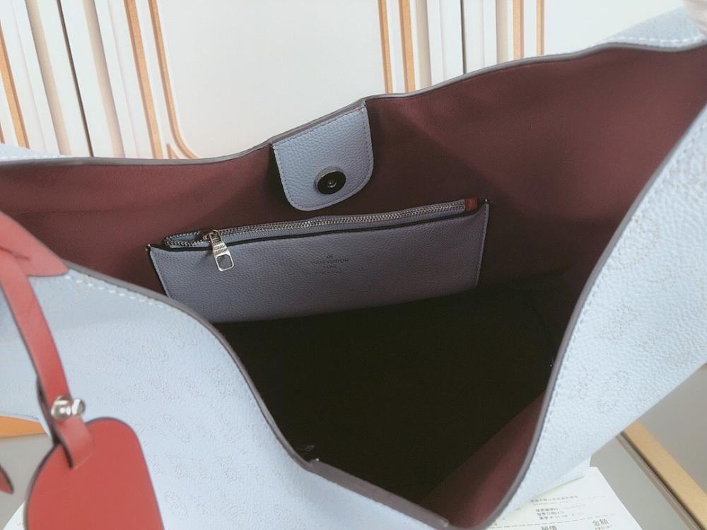 Classic Woven Calfskin Crossbody Bag