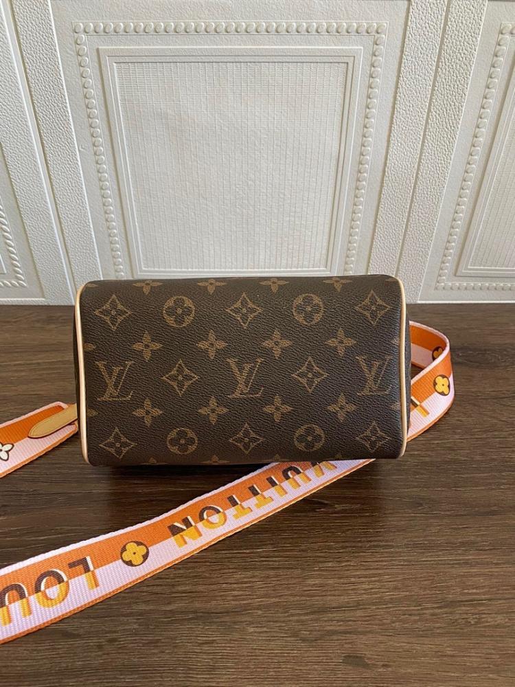 Modern Luxury Shoulder Bag 20x13.5x11.5cm