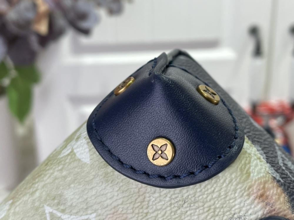 Classic Leather Shoulder Bag Style 1966781147