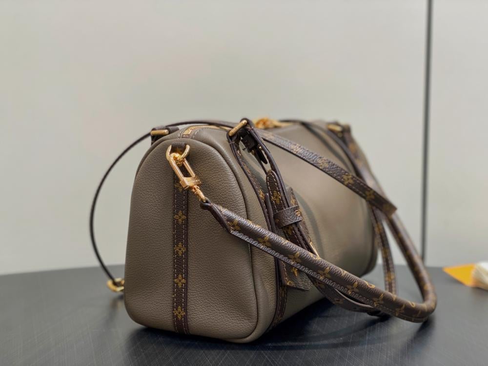 Classic Top Handle Bag Style 1566993104