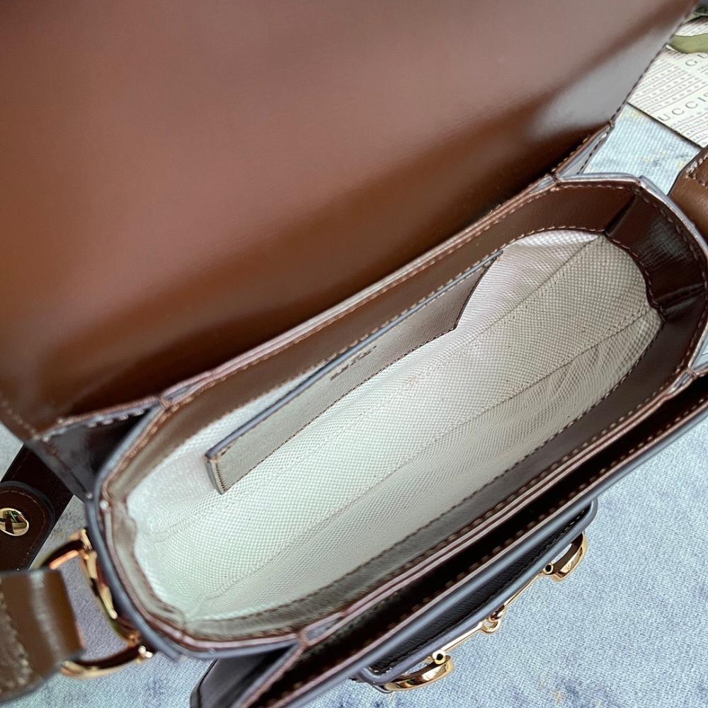 Elegant Top Handle Bag 17x18.5x7.5cm