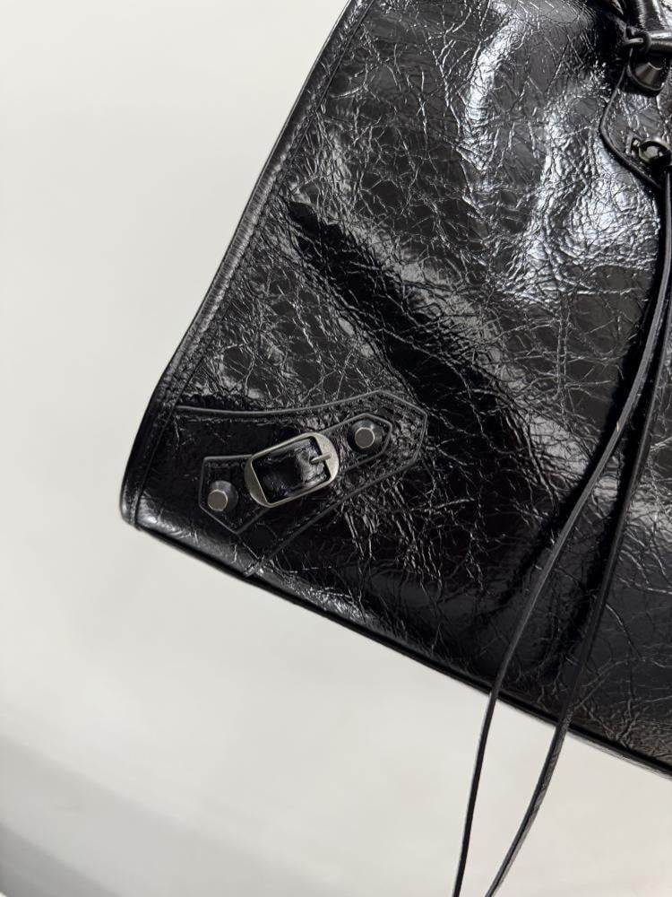 Luxury Top Handle Bag Style 1061491379