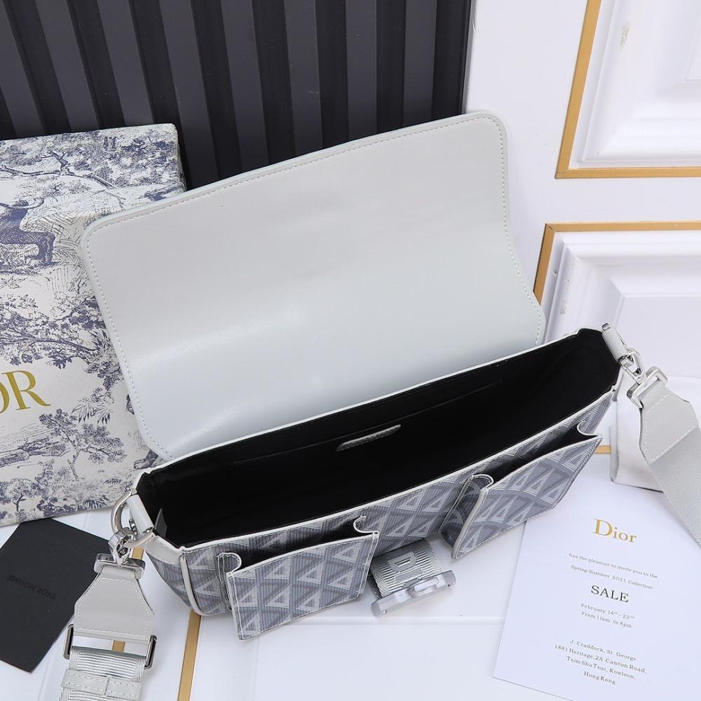 Italian-Inspired Luxury Black Leather Shoulder Bag 27x17x9cm