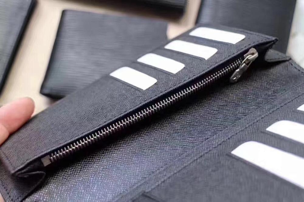 Elegant Stylish Monogram Wallet 19x10cm