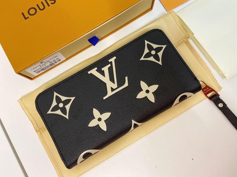 Classic Premium Leather Wallet 19.5x10cm