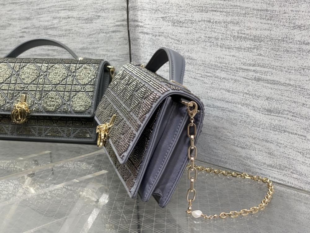 Wallet Style 1420944019