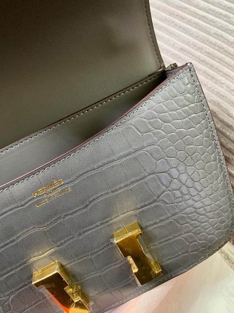 Classic Luxury Gold Leather Shoulder Bag