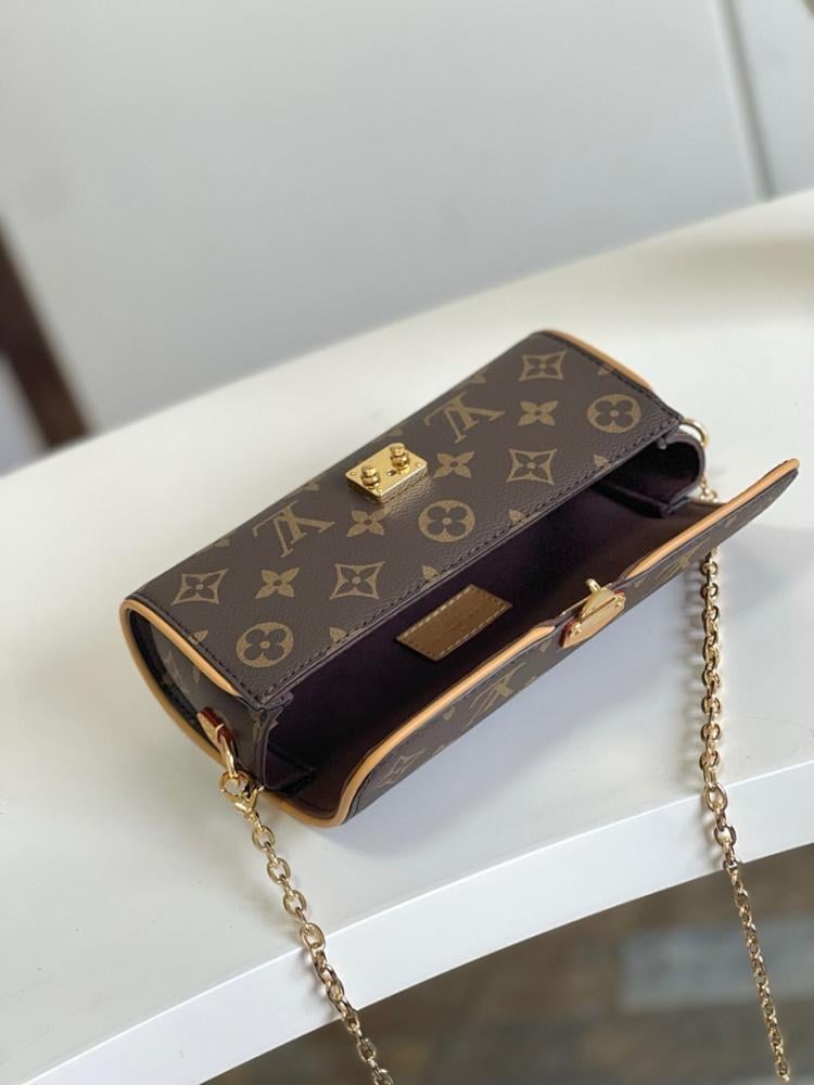Elegant Stylish Monogram Leather Shoulder Bag 20.5x11x6cm
