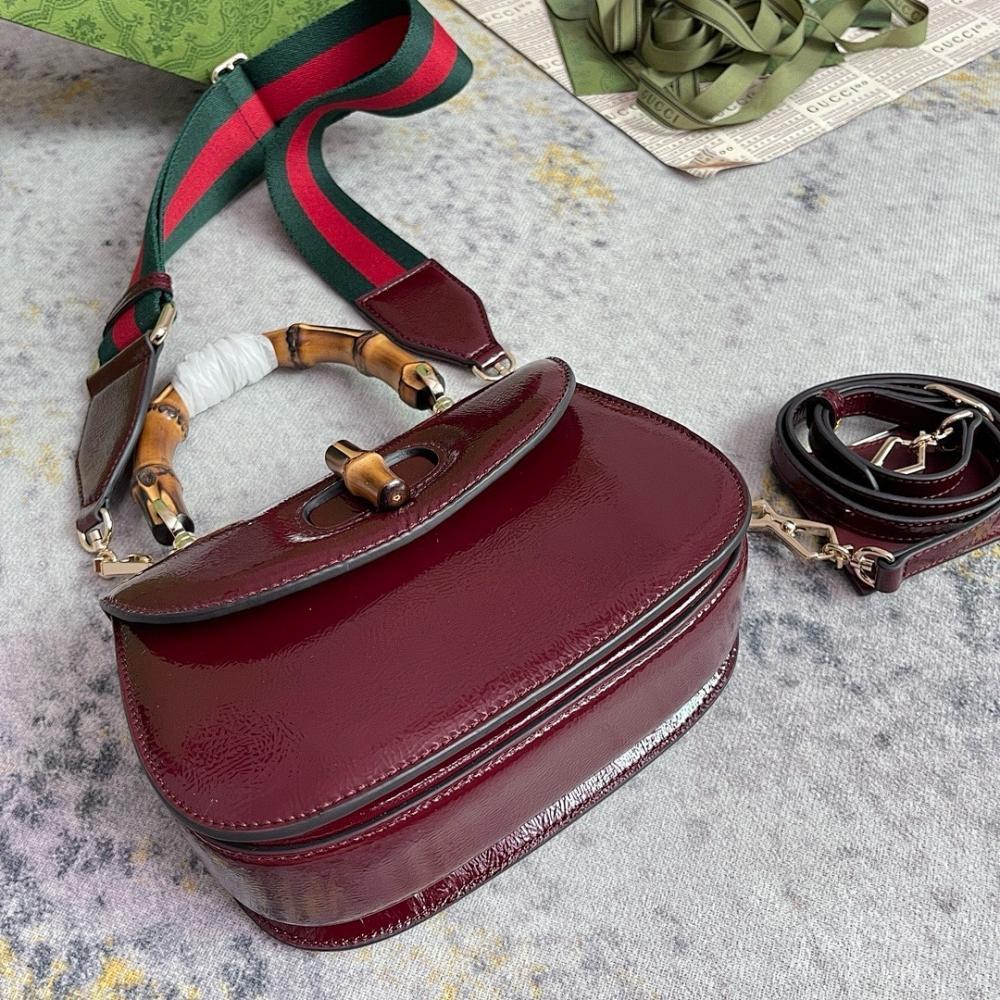 Italian-Inspired Stylish Shoulder Bag 21x15x7cm