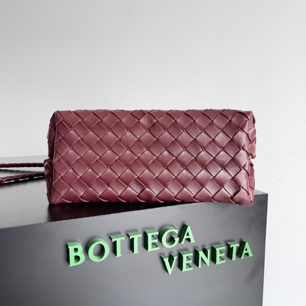 Classic Top Handle Bag Style 493368566