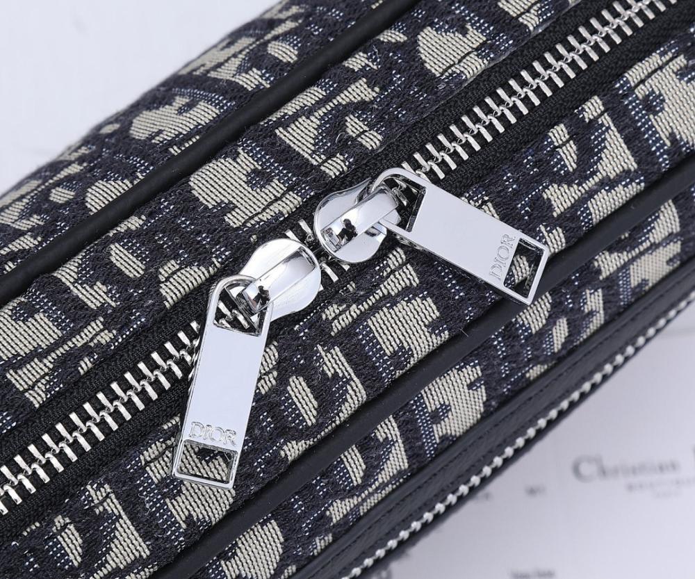 Modern Luxury Black Printed Calfskin Shoulder Bag Black/Beige 24x14x5cm