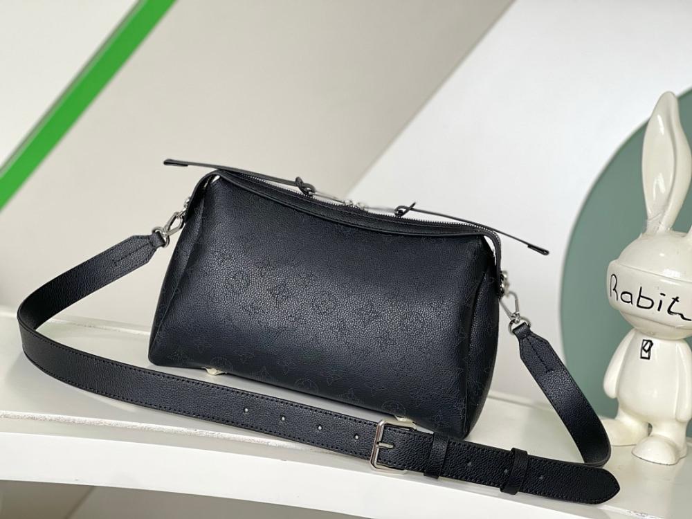 Stylish Woven Leather Shoulder Bag