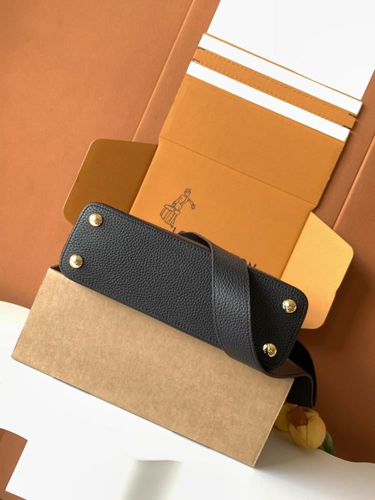 Gold Leather Top Handle Bag Style 421091187