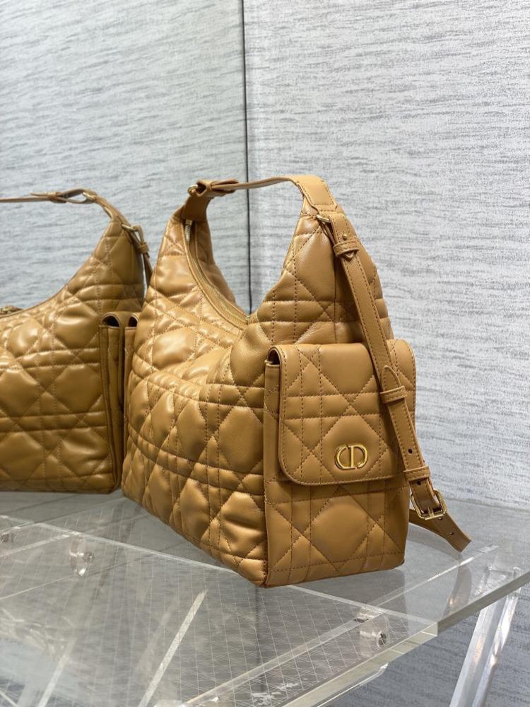 Classic Top Handle Bag Style 409457065