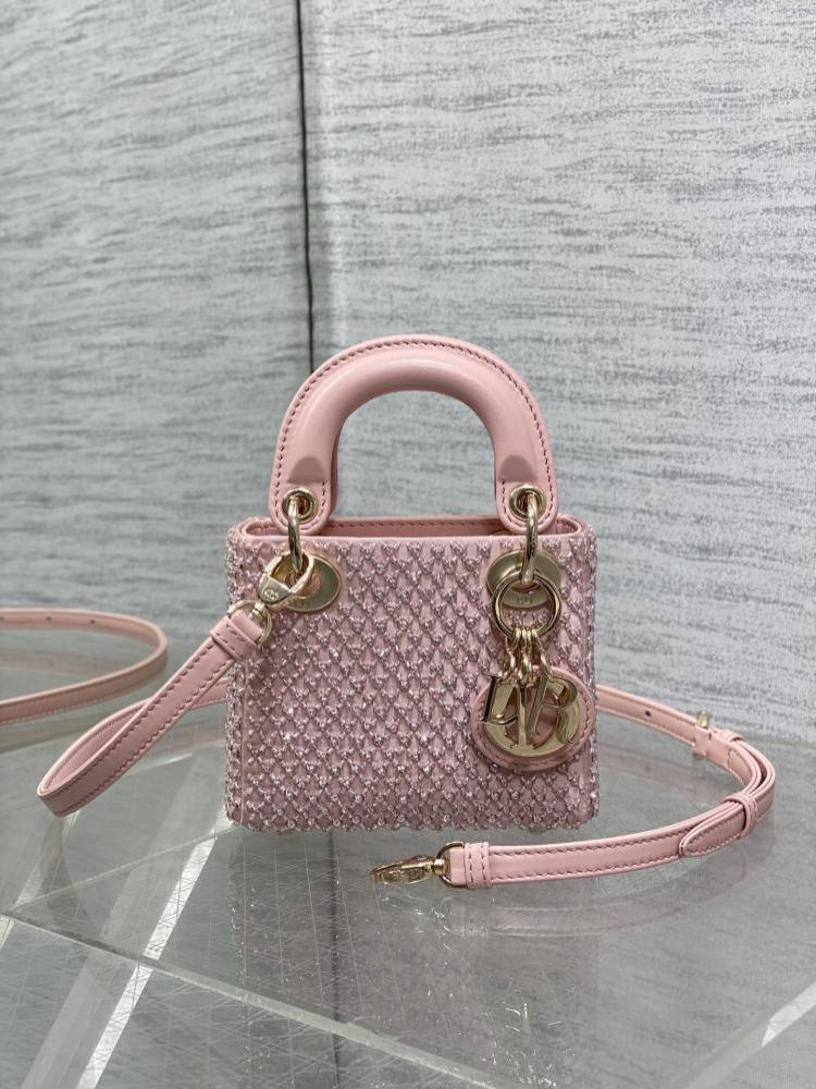 Embroidered Wallet Style 60503328