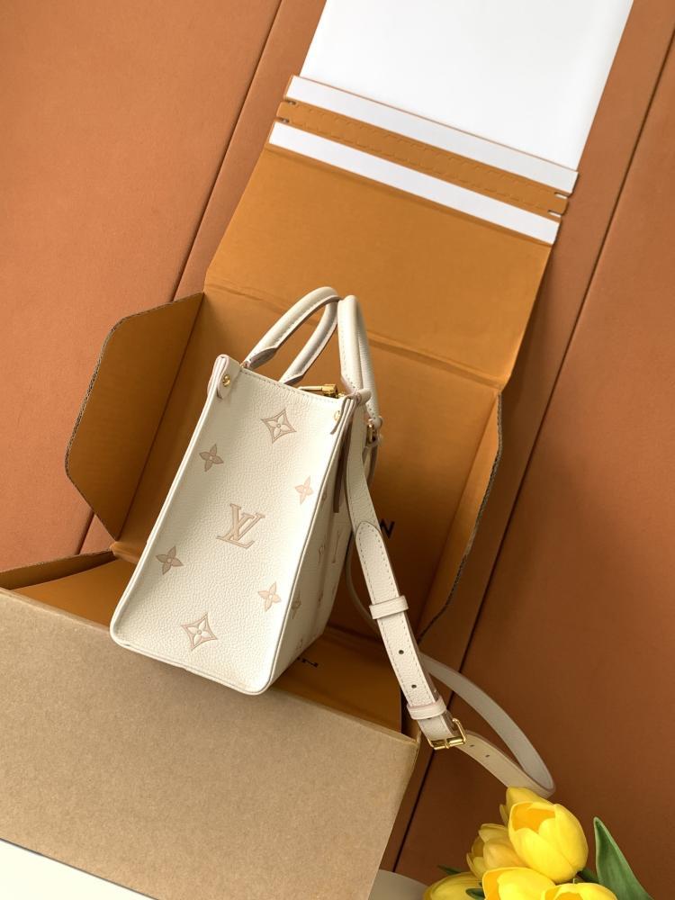 Top Handle Bag Style 697558030