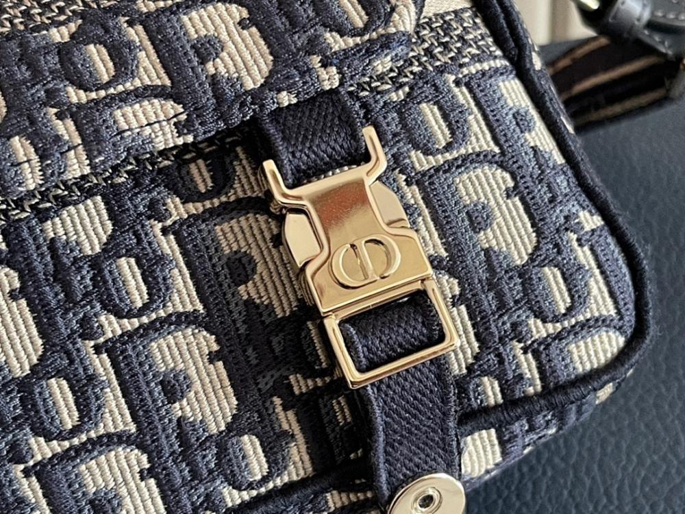 Modern Gold Shoulder Bag