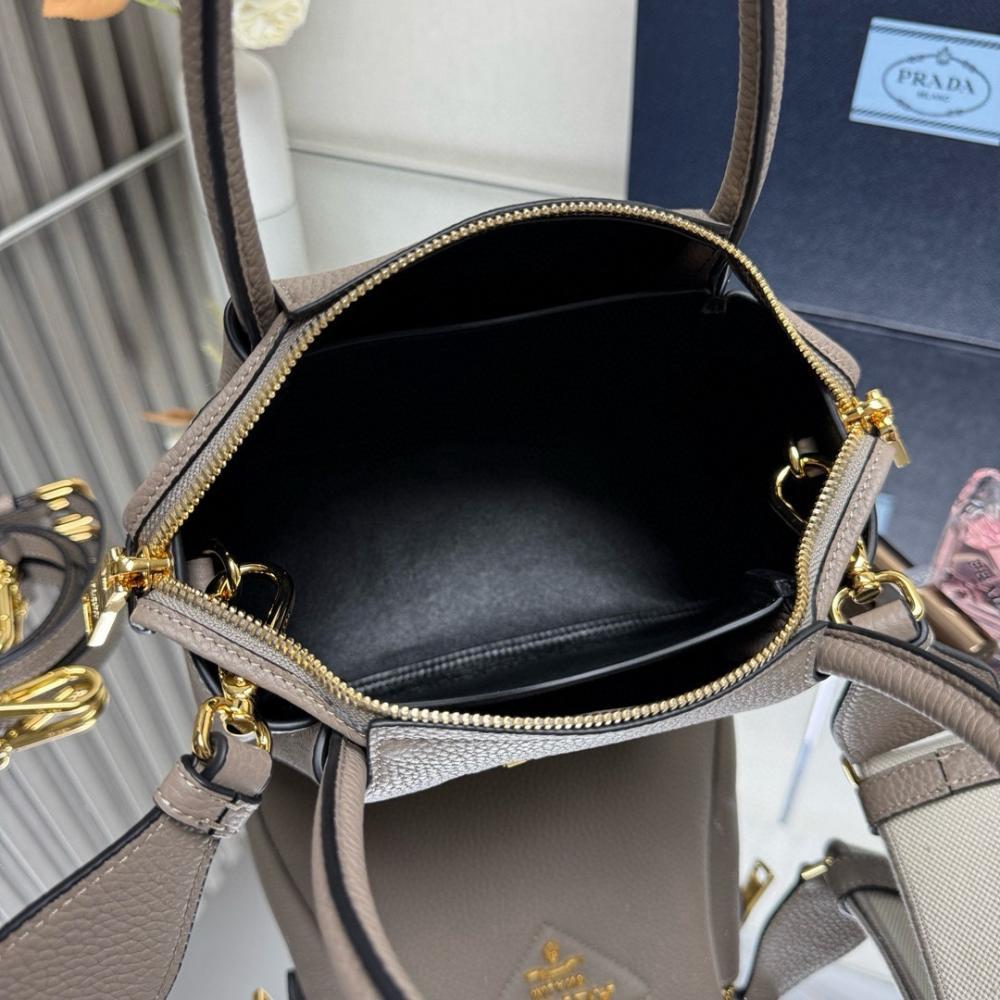 Leather Shoulder Bag Style 965895713