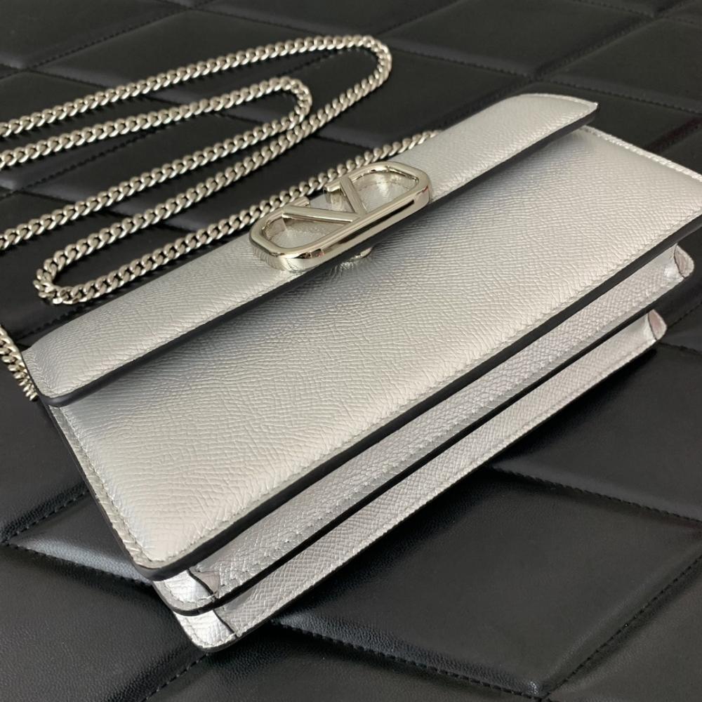 Wallet Style 1072389177