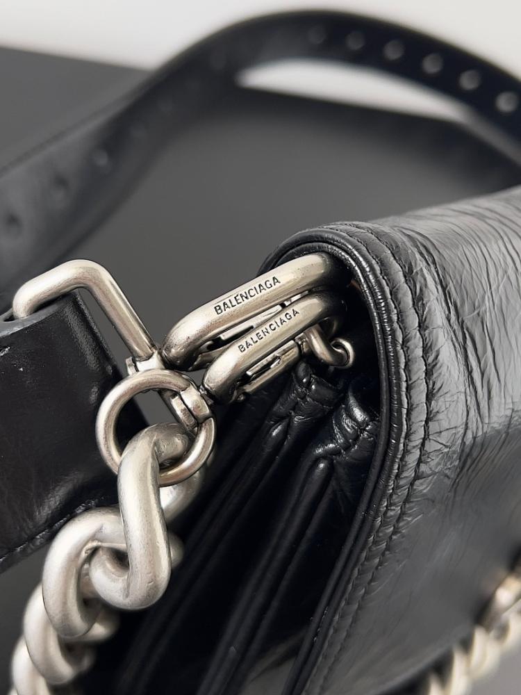 Modern Black Leather Shoulder Bag Black/Pink 14x23x3cm