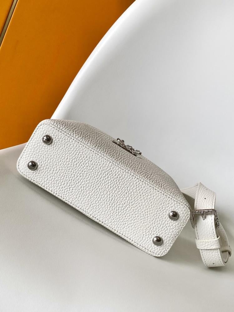 Wallet Style 150378780