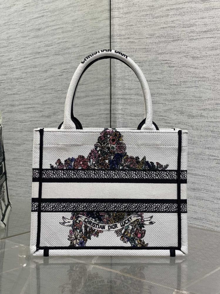 Top Handle Bag Style 475411853