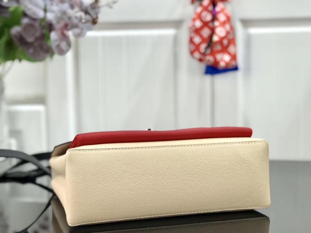 Top Handle Bag Style 1058944414