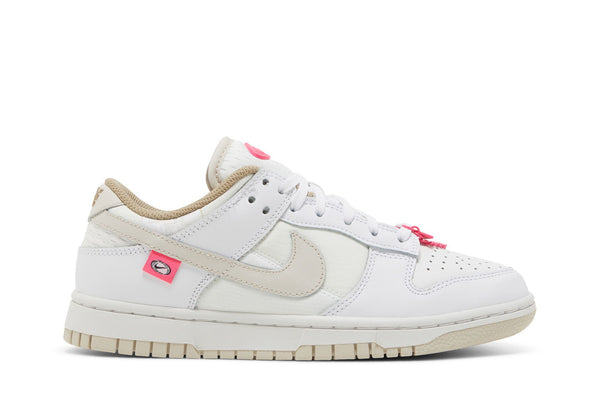 Wmns Dunk Low 'Pink Bling'