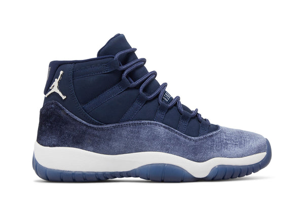 Wmns Air Jordan 11 Retro 'Midnight Navy Velvet'