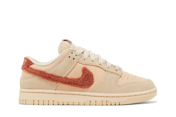 Wmns Dunk Low 'Terry Swoosh'