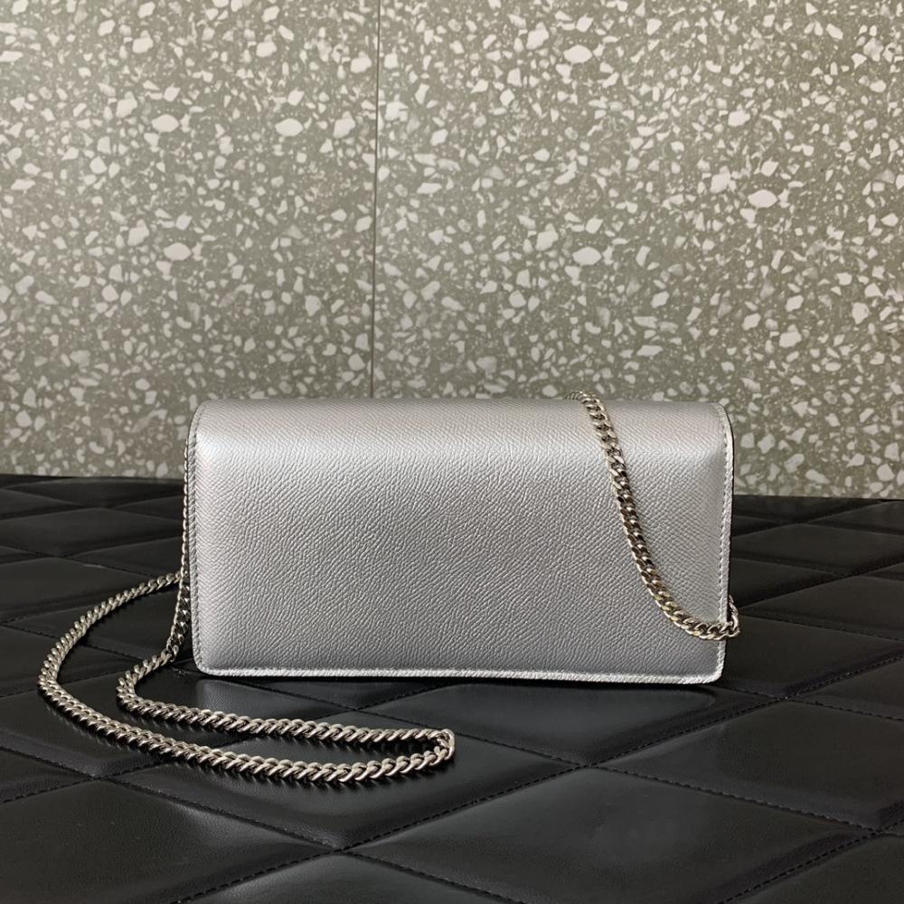 Wallet Style 1072389177