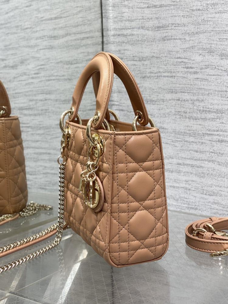 Luxury Top Handle Bag Style 979955396