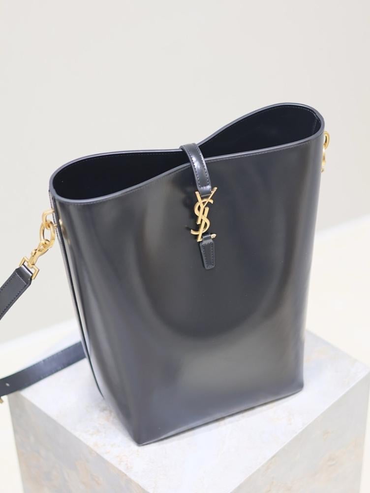 Modern Calfskin Crossbody Bag 32x21x16cm