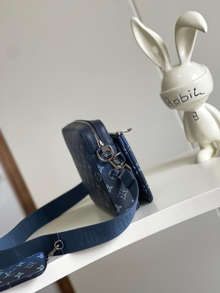 Stylish Refined Crossbody Bag 25x18.5x7cm