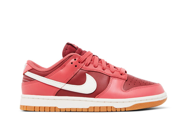 Wmns Dunk Low 'Desert Berry'