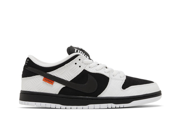 TIGHTBOOTH x Dunk Low SB