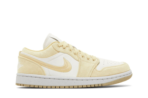 Wmns Air Jordan 1 Low SE 'Team Gold'