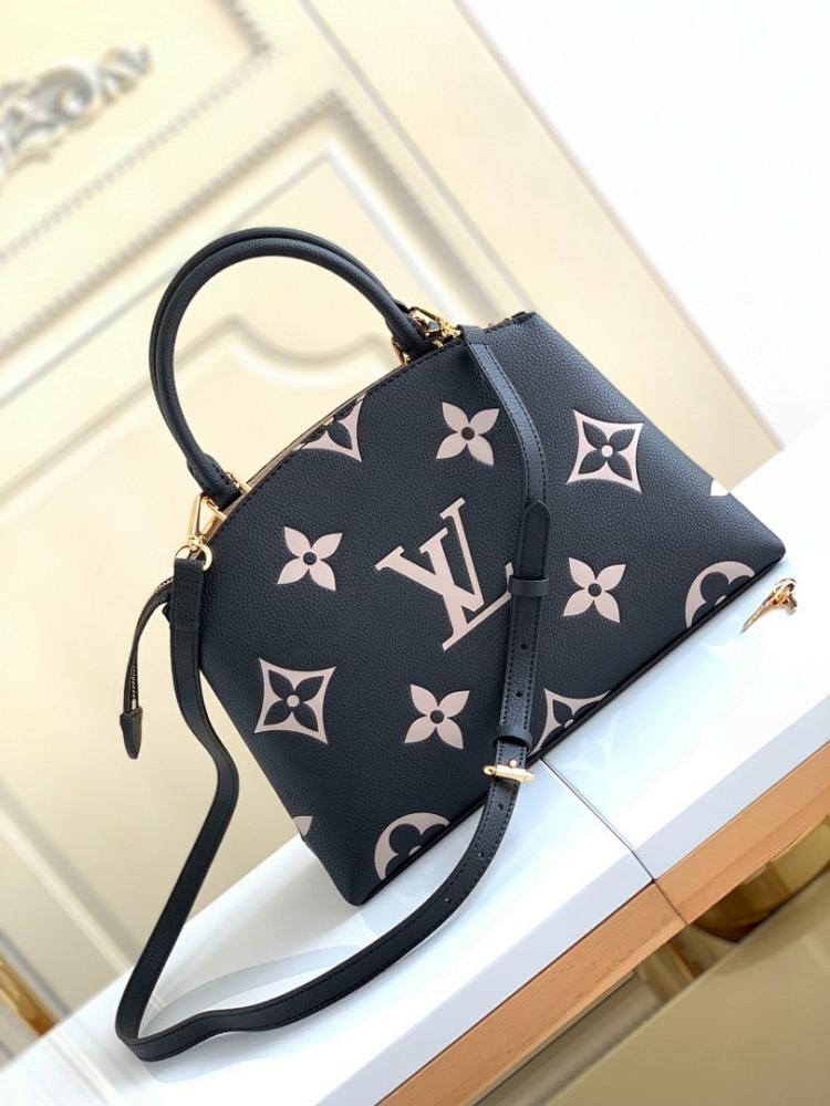 Stylish Leather Shoulder Bag Pink