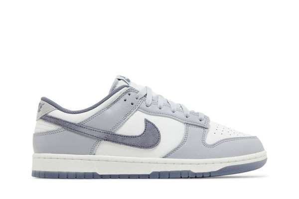 Dunk Low SE 'Light Carbon'