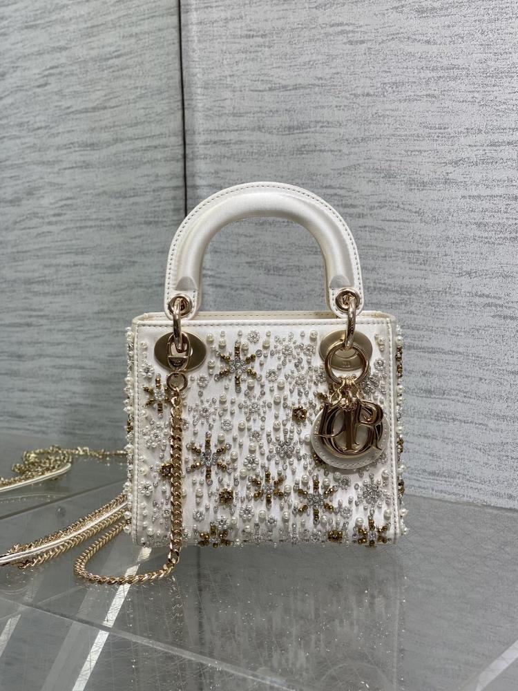 Shoulder Bag Style 115634110