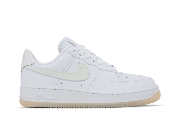 Wmns Air Force 1 '07 LX 'UV Swooshes'