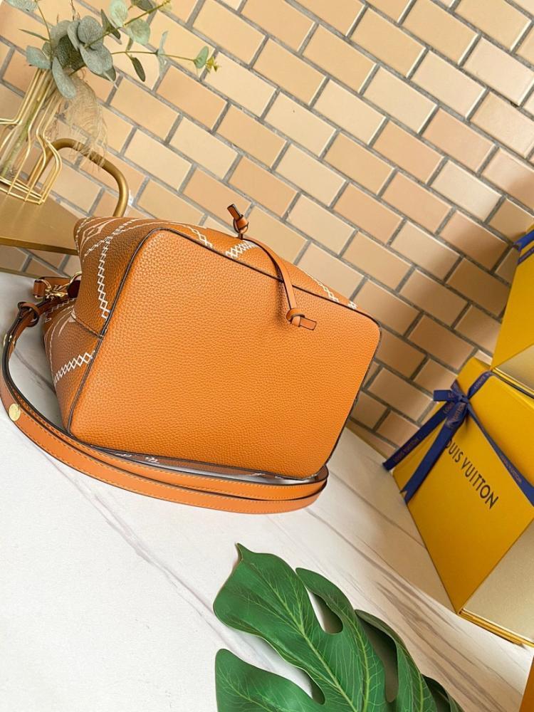 Modern Leather Bucket Bag 20x20x13cm
