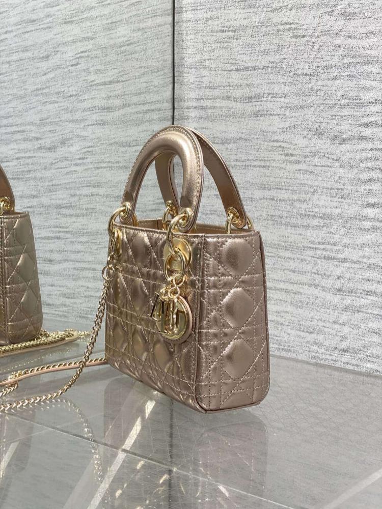 Luxury Top Handle Bag Style 687370052