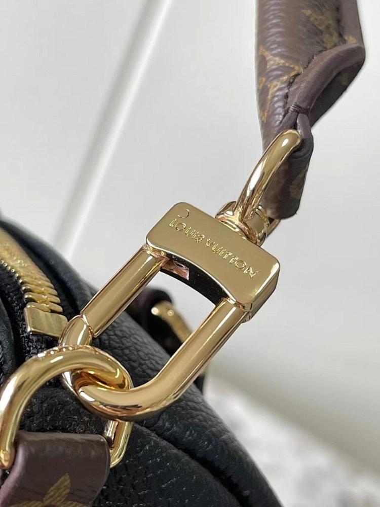 Modern Quilted Calfskin Crossbody Bag