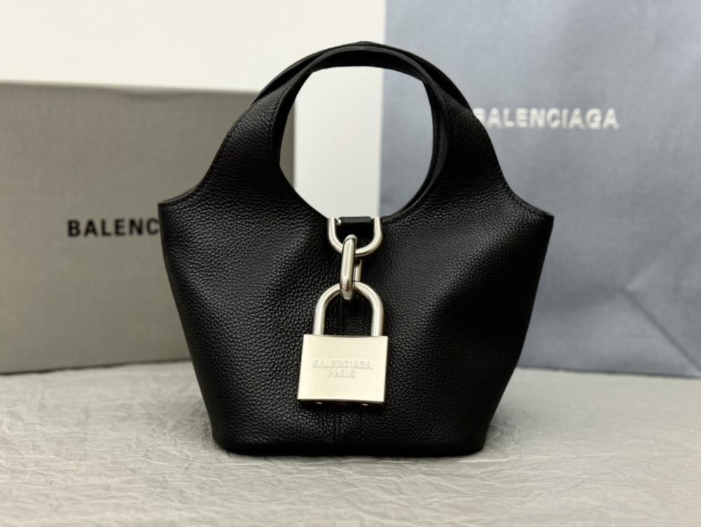 Classic Top Handle Bag Style 1440782948